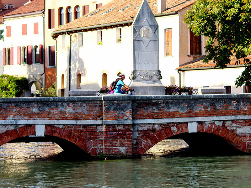 Impressive cycle tour from Villach to Grado.