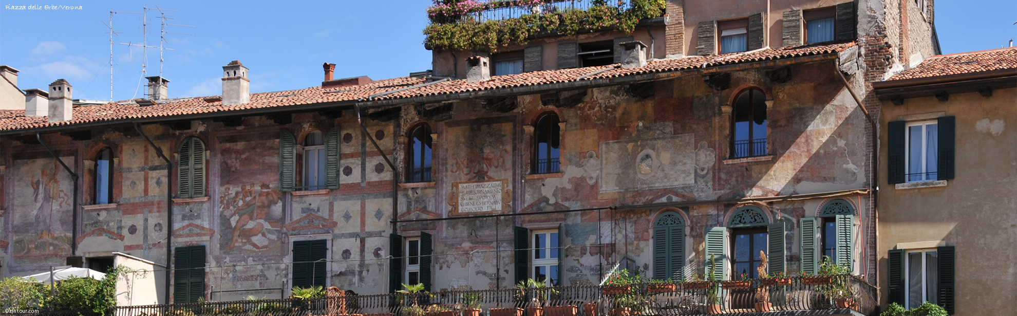 Osportinntour_Piazza-delle-Erbe_Verona_DSC_0997