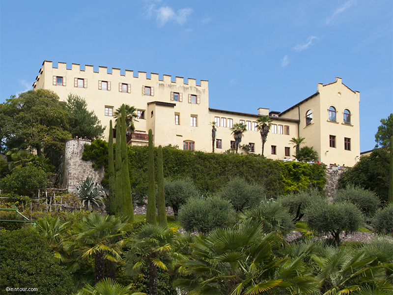 Gardens of Schloss Trauttmansdorff Castle, Merano EtschRadweg Radreise im Etschtal von Meran nach Riva del Garda
