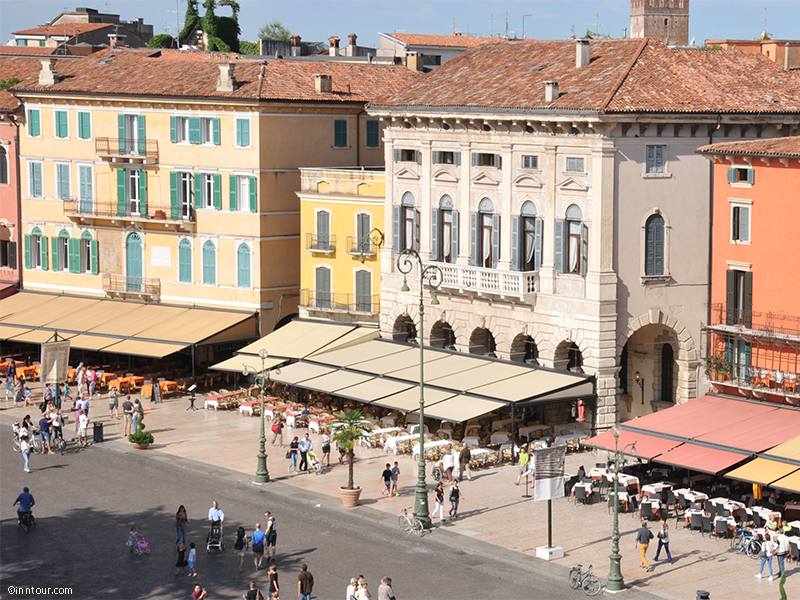 kat-klassinntour_Piazza-Bra_Verona_DSC_0977